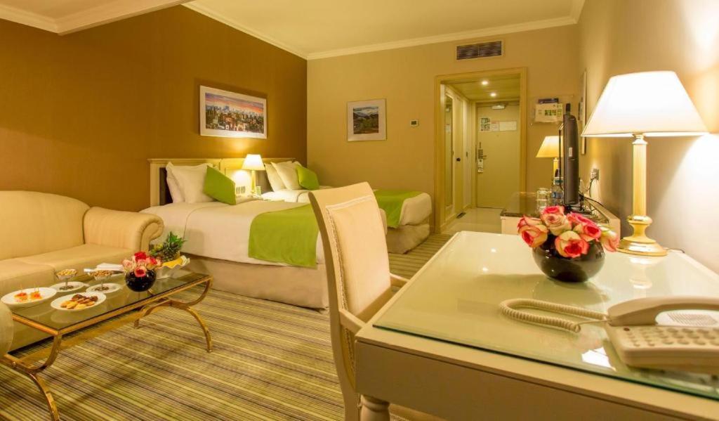 Holiday Inn Jeddah Al Salam, An Ihg Hotel Ngoại thất bức ảnh